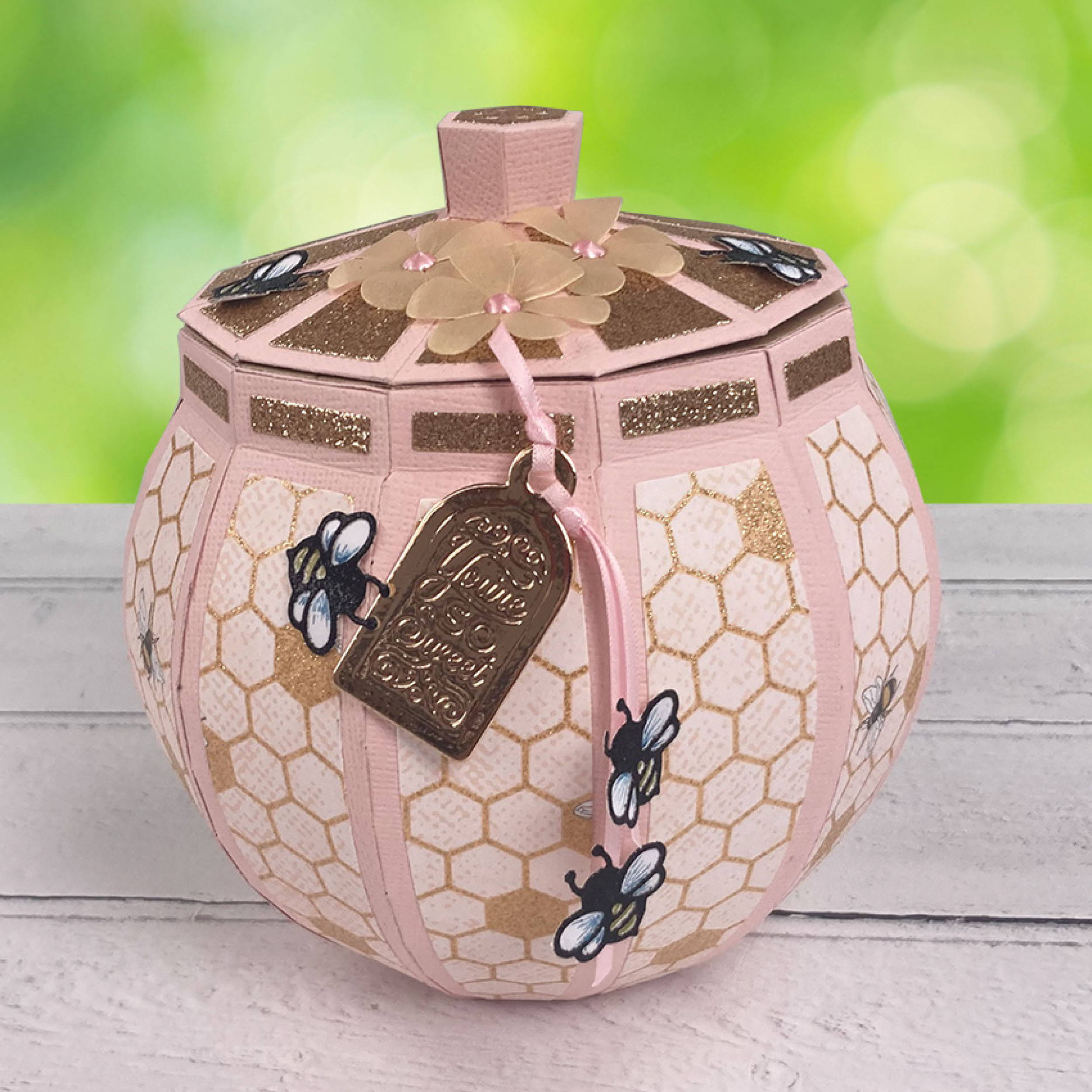 Sweet Honey Pot Die Set - Create & Make – Tonic Studios Sweet Honey Pot Die Set - Create & Make – Tonic Studios